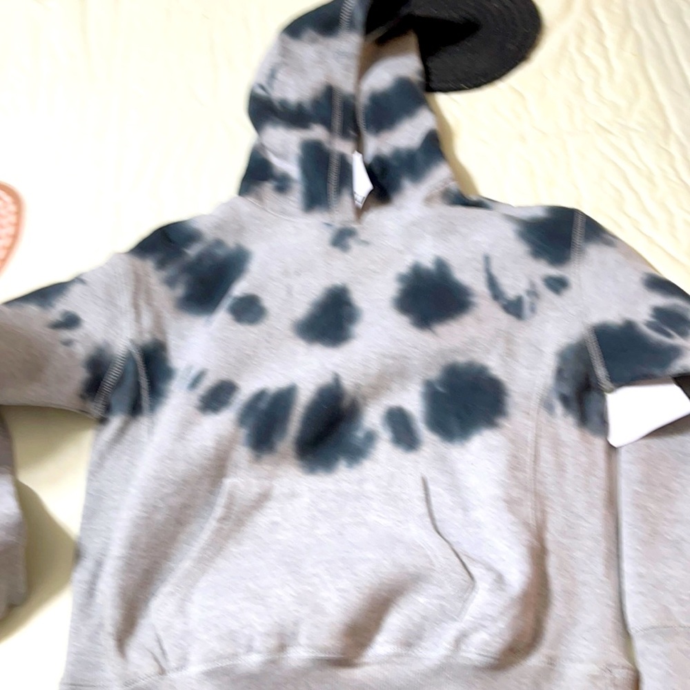 Brand new with tags vintage Havana boys grey/black sweatshirt. Never worn